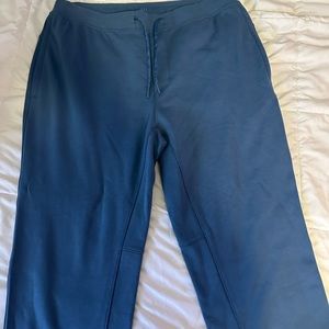 lululemon joggers